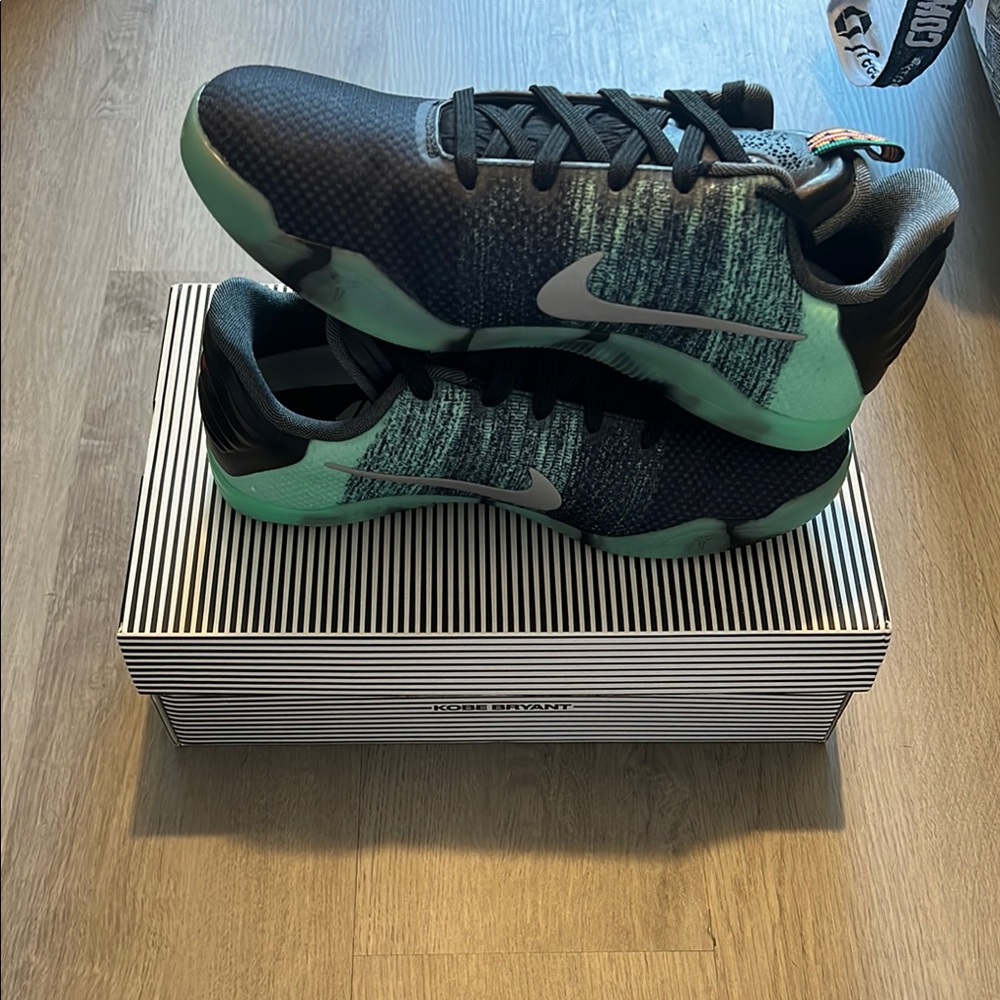 NIKE KOBE XI AS (GS) NORTHERN LIGHTS